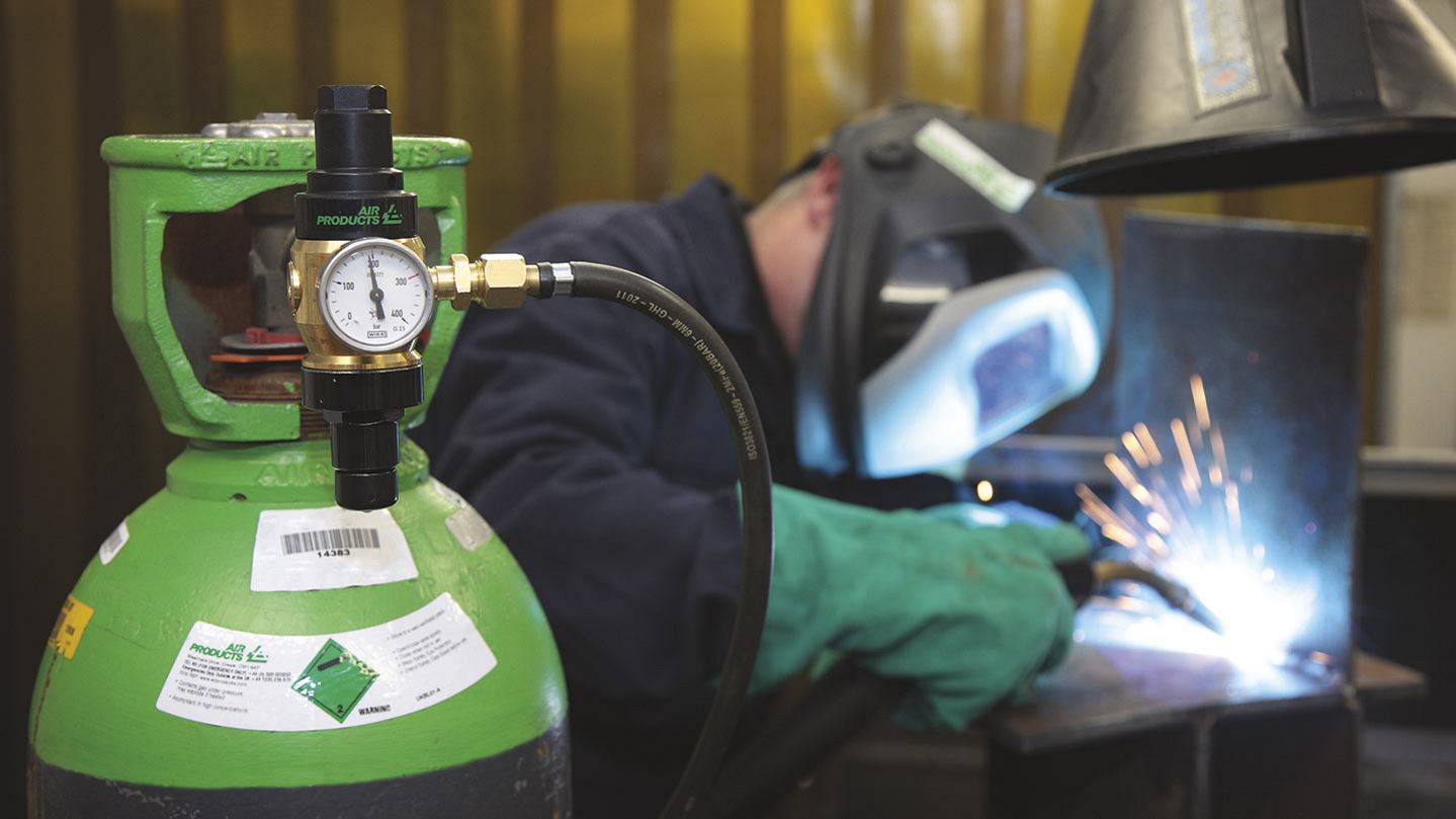 Welding and cylinder